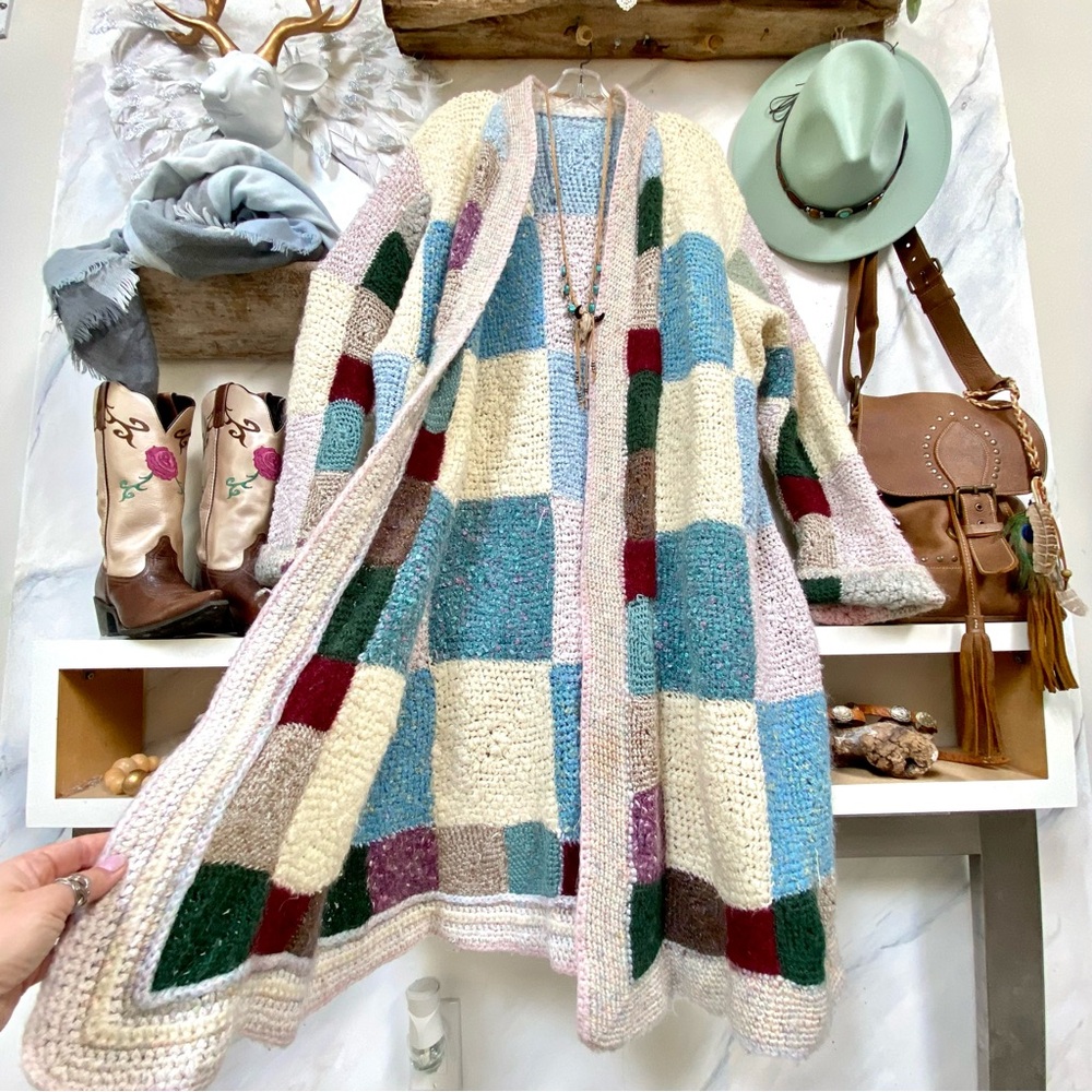 SOLD⭐️Artisan Patchwork Duster boho wool jacket sweater hippy granny vibe - Picture 10 of 16
